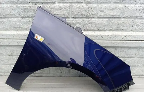 Opel Adam Fender