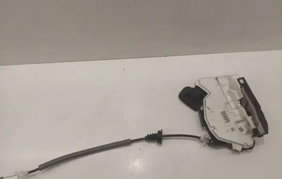 Skoda Octavia Mk3 (5E) Rear door lock 5E0839015A