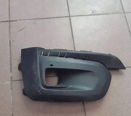 Peugeot Rifter Front fog light trim/grill 9816764880