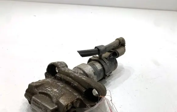 Volkswagen Touareg II Other exterior part 7P0615