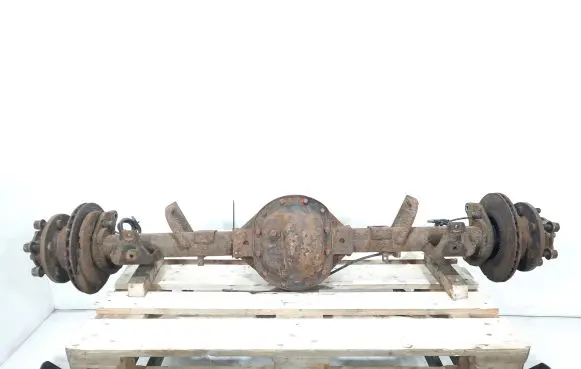 Iveco Daily 4th gen Rear axle beam with reductor 