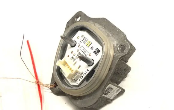 Volkswagen Arteon Voltage converter/converter module B101628-A90118048