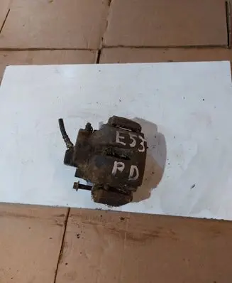 BMW X5 E53 Front brake caliper