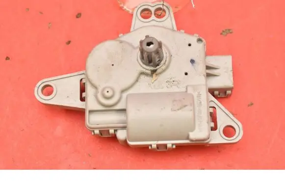 KIA Sportage Air flap motor/actuator EA1F0EDFAA02