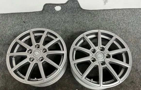 R17 alloy rim