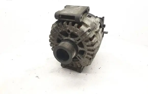 Mercedes-Benz C W205 Generator/alternator A0009062822