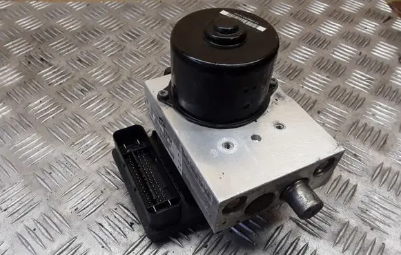 Jeep Grand Cherokee (WK) ABS Pump 25092543033 00009332D1 25020601764