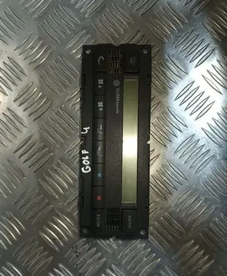 Volkswagen Golf IV Climate control/heater control trim 