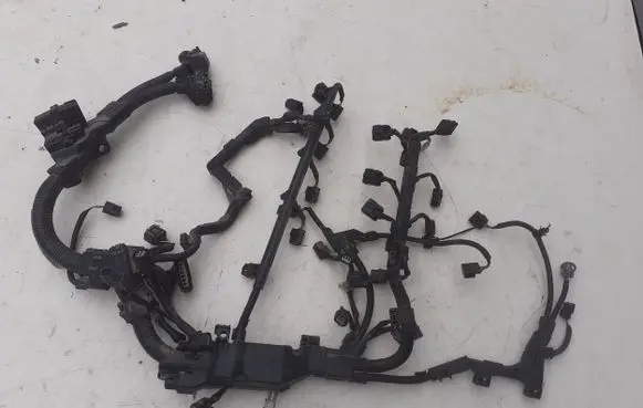 Engine installation wiring loom