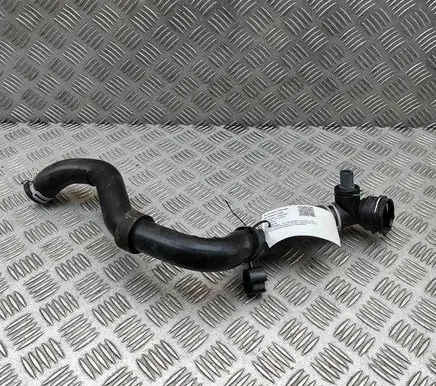 Volkswagen Multivan T6 Engine coolant pipe/hose 7T0122051M