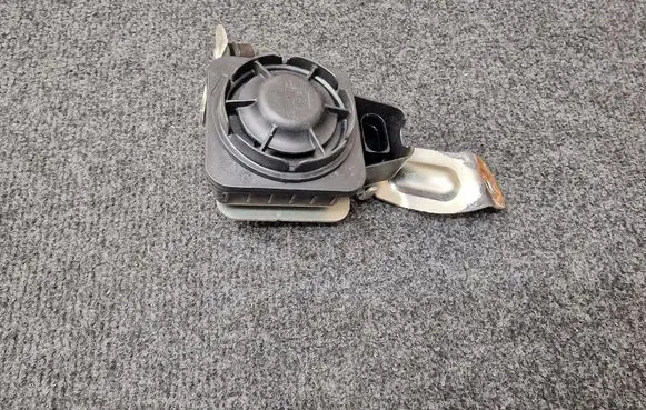Audi A3 S3 8V Alarm system siren 5Q0951605A 8V2951285