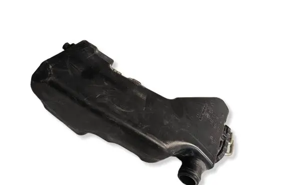 Mercedes-Benz C W205 Windshield washer fluid reservoir/tank A2058600260 A205869