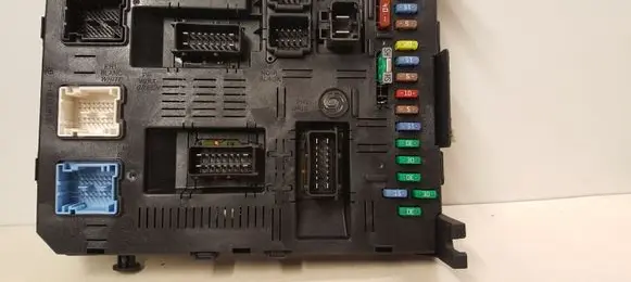 Peugeot 607 Comfort/convenience module 9658158480 BSI2004H02