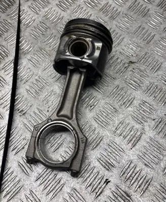 BMW X3 F25 Piston with connecting rod