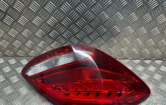 Mercedes-Benz C W205 Rear/tail lights A2059061157 619000E13611