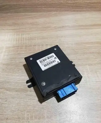 BMW 5 E39 Voice control module 6903886