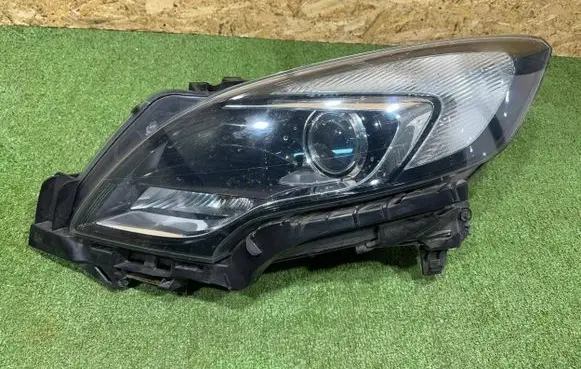 Opel Zafira C Headlight/headlamp 13399858