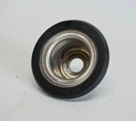 Skoda Fabia Mk3 (NJ) Front upper strut mount 1J0412319C