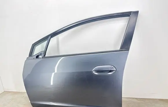 Honda Insight Front door