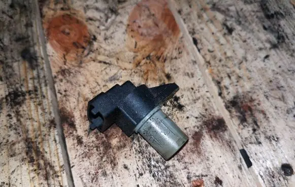Mercedes-Benz A W169 Camshaft position sensor A0031539728