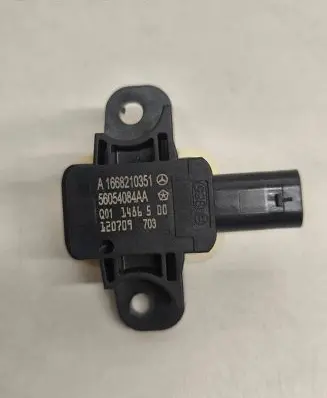 Jeep Grand Cherokee Airbag deployment crash/impact sensor A1668210351 56054084AA
