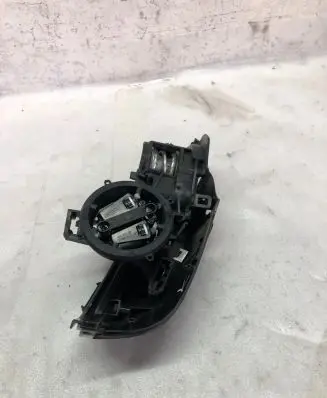 Peugeot 2008 II Front door wing mirror part 0418180