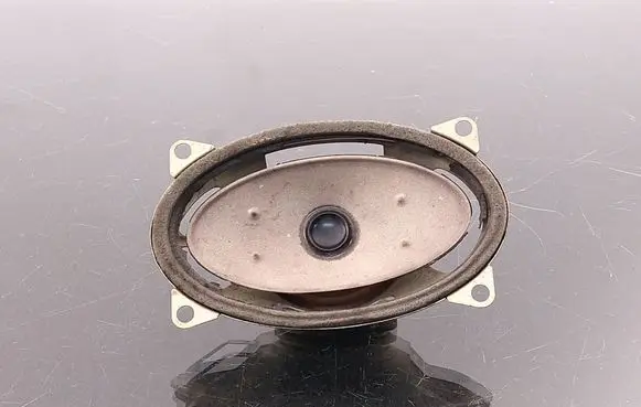 Volkswagen PASSAT B3 Front door high frequency speaker 333035411B