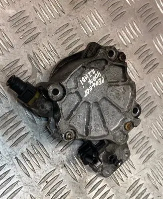 Peugeot 4007 Vacuum pump D1711B