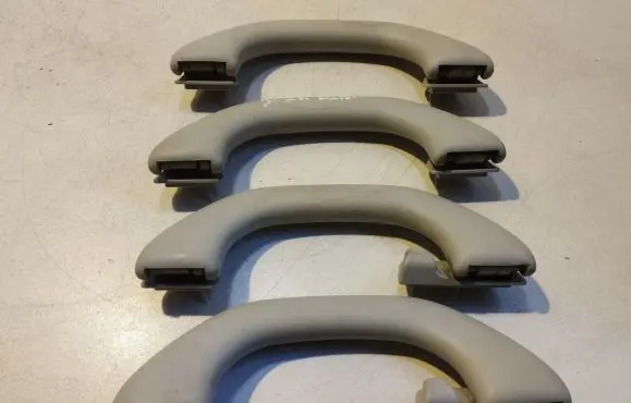 Volkswagen Bora A set of handles for the ceiling 6N0857607G 6N0857607F
