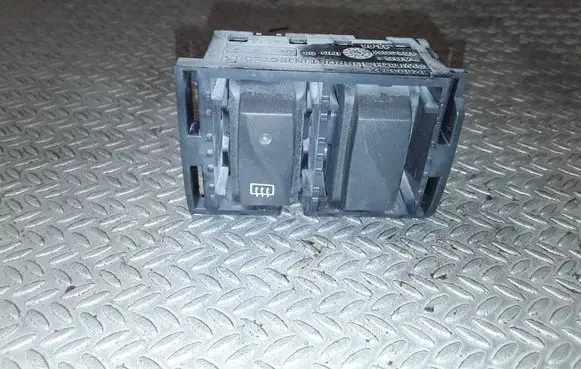Renault Trafic III (X82) Windscreen/window heater switch 1259354X 48133M