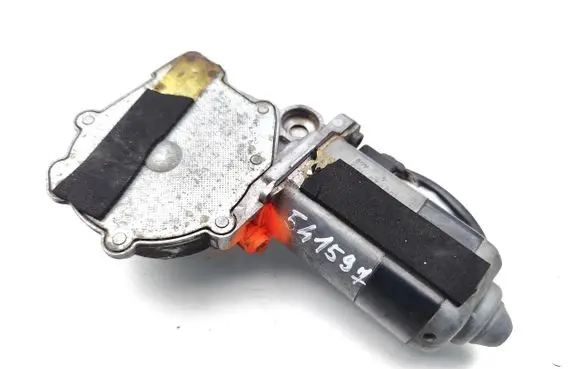 Mercedes-Benz E W124 Front door window regulator motor 189729-100