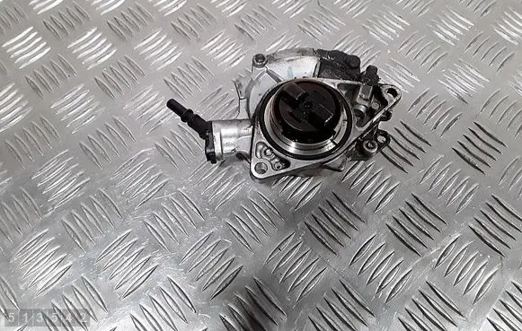 Peugeot 308cc Vacuum pump
