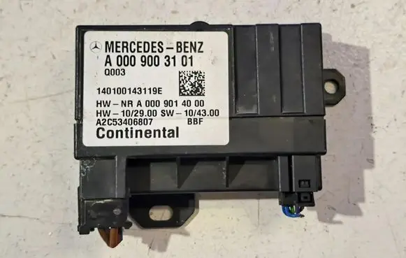 Mercedes-Benz E W212 Fuel injection pump control unit/module A0009003101