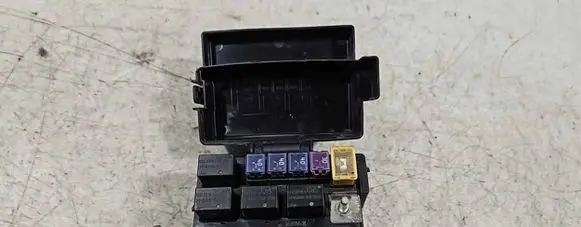 Chevrolet Captiva Fuse module