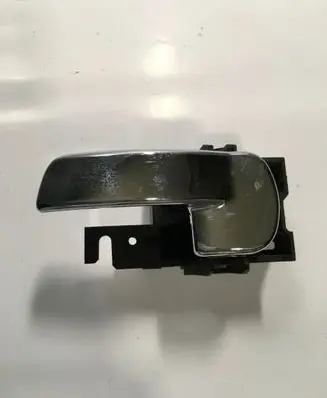 Nissan Navara D40 Rear door interior handle 8318G