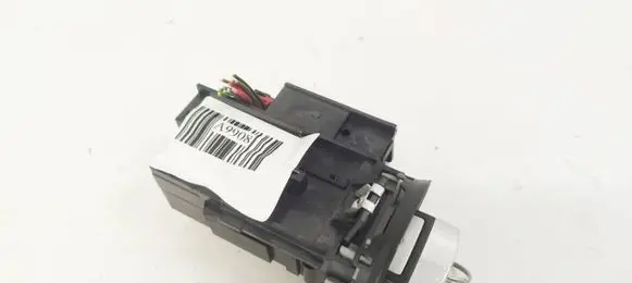 Volkswagen PASSAT B6 Ignition lock 3C0905843 33303301
