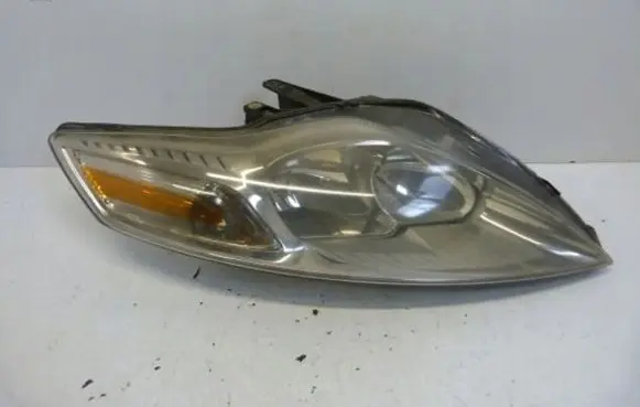Ford Mondeo MK IV Headlight/headlamp