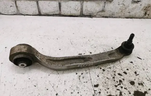 Audi A6 S6 C6 4F Front lower control arm/wishbone 4F0407693H
