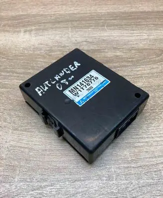 Mitsubishi Outlander Comfort/convenience module MN141634