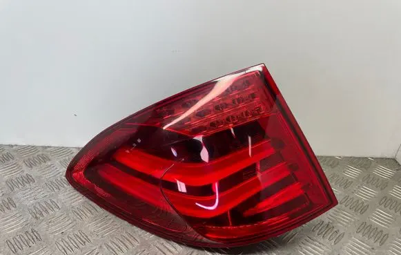 BMW 5 GT F07 Rear/tail lights 89091990