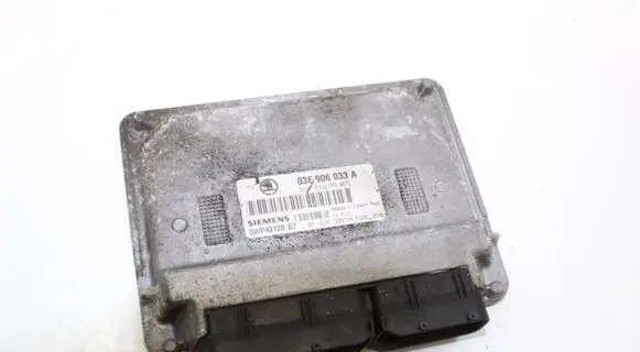 Skoda Fabia Mk1 (6Y) Engine control unit/module 5WP40120 03E906033A