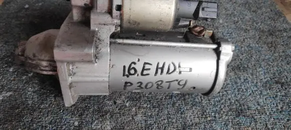 Peugeot 308 Starter motor 9675660680