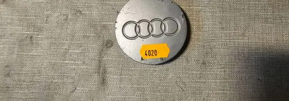 Audi A8 S8 D2 4D Original wheel cap 893601171N6