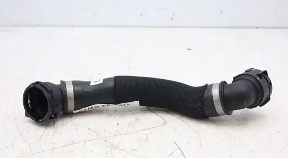 BMW X5 G05 Engine coolant pipe/hose 8596052