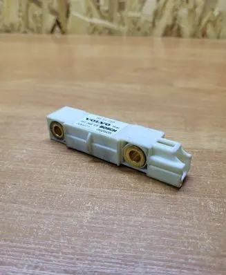 Volvo XC90 Airbag deployment crash/impact sensor 8651755 006971 060505