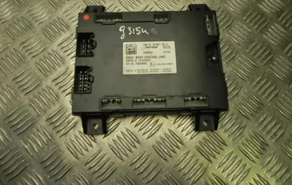Tesla Model 3 Comfort/convenience module 101090700D