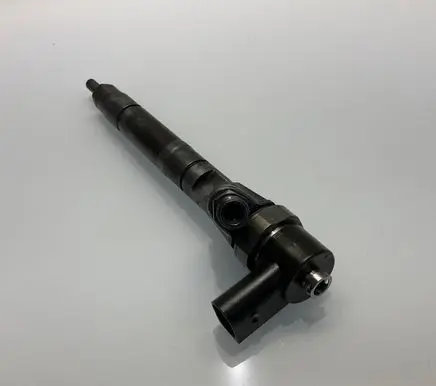 Mercedes-Benz E W211 Fuel injector A6130700587 6130700587