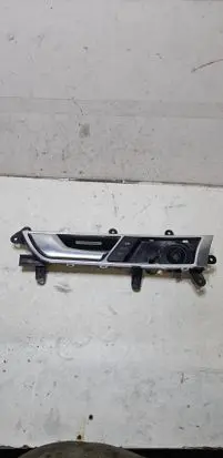 Audi A6 S6 C6 4F Front door interior handle 4F0837019C
