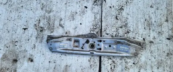 Opel Astra H Radiator support slam panel