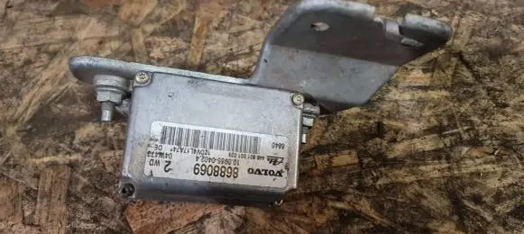 Volvo V70 ESP acceleration yaw rate sensor 8688069